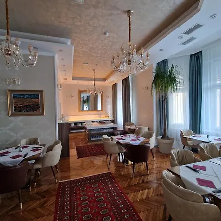 Hotel Queen Palace Nowy Sad