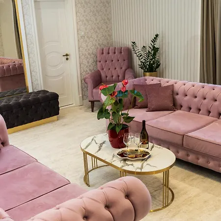 Queen Palace Novi Sad
