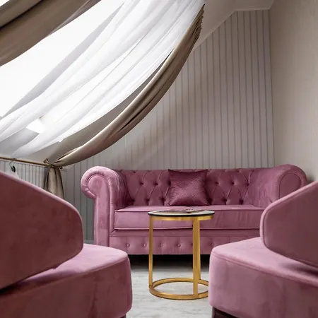 Queen Palace Hotel Novi Sad