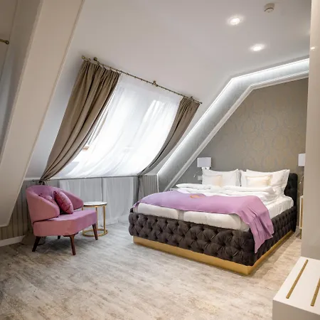Hotel Queen Palace Novi Sad