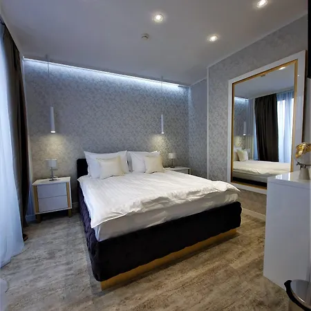 Queen Palace Nowy Sad