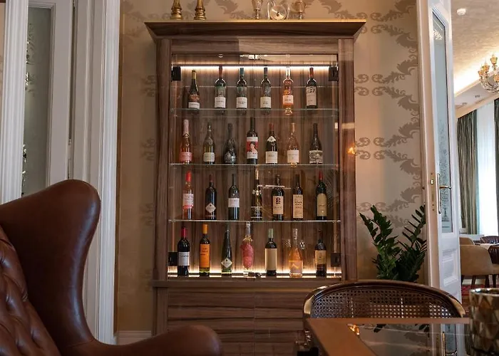 Queen Palace Hotel Novi Sad